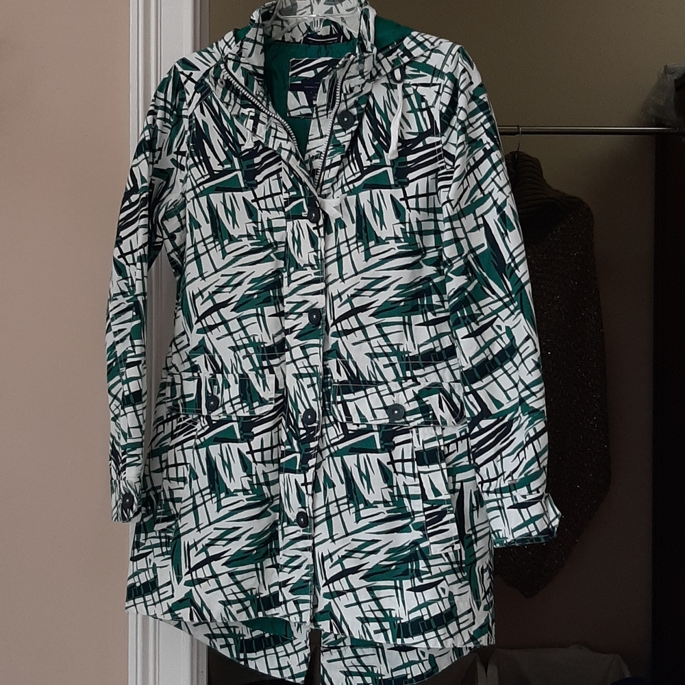 Ladies Tommy Hilfiger lightly lined Jacket size S.